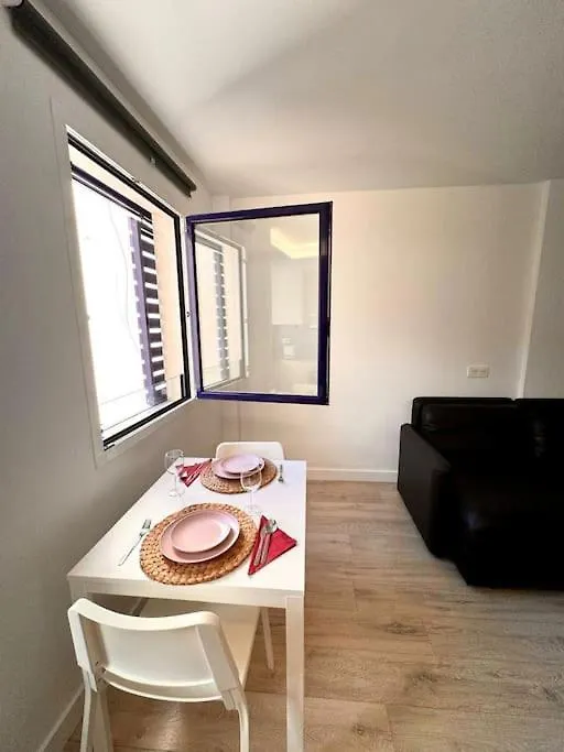 Piso Nuevo En El Puertito De Gueimar Al Lado Del Mar Realizamos Servicio De Excursiones Con Guia Apartamento Puertito de Guimar